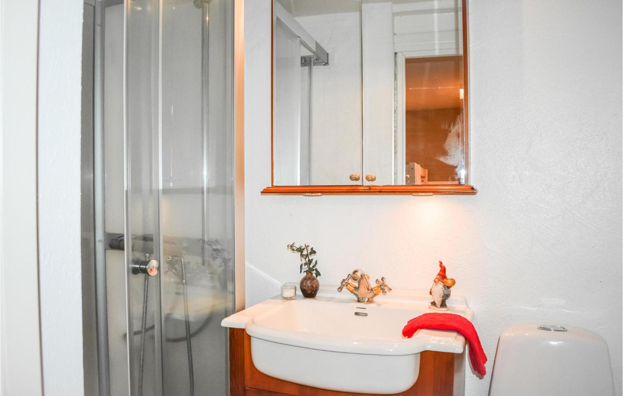 1 Bedroom Amazing Apartment In Ystad Εξωτερικό φωτογραφία